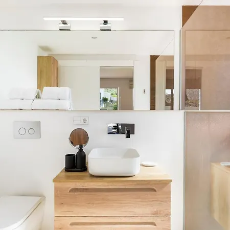 With Private Pool And Workspace