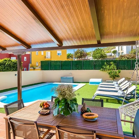 With Private Pool And Workspace Willa *